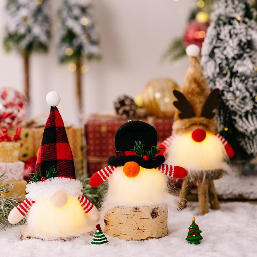 1 Pcs Christmas LED Doll Penda - Home Bargains 评论和价格